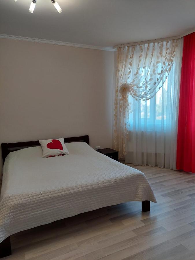 Appartamento Новобудова Центр Lutsʼk Esterno foto